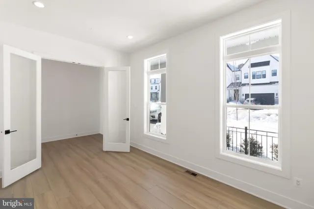 $8,700 | 853 North Manchester Street, Arlington, VA 22205