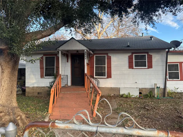 $499,000 | 1115 Kirk Avenue, Austin, TX 78702