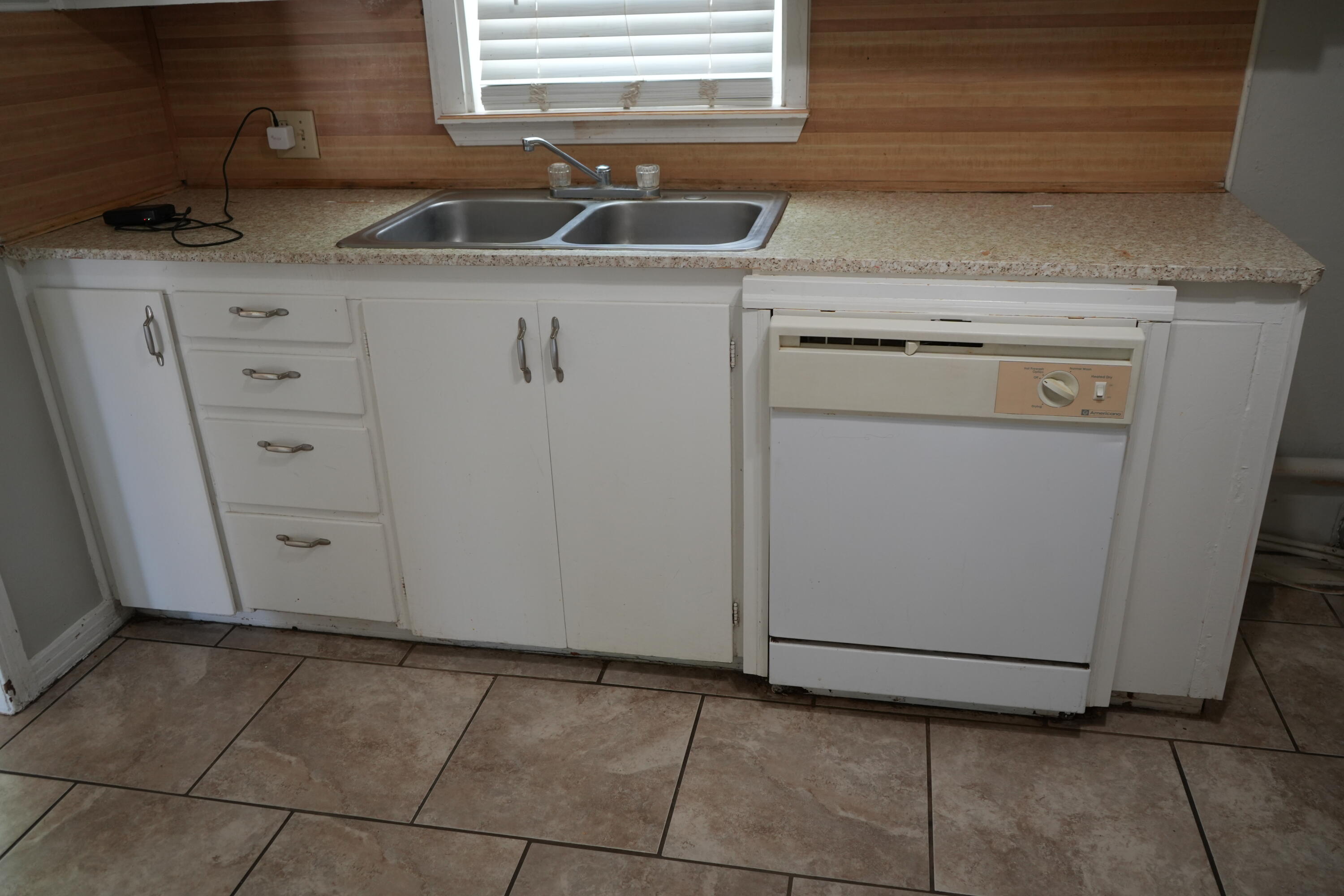 4109 31st Street Lubbock, TX 79410 - Photo 7 of 10 DSC06767