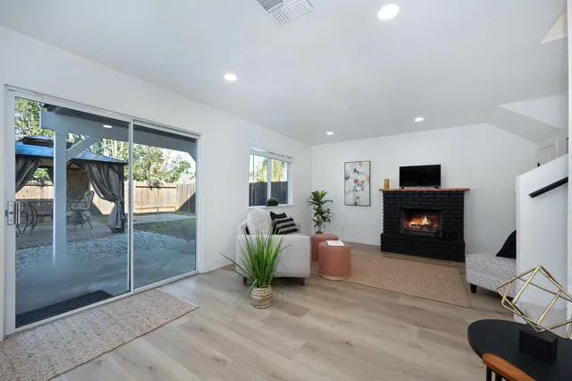 $615,000 | 5120 Rabeneck Way, Fair Oaks, CA 95628