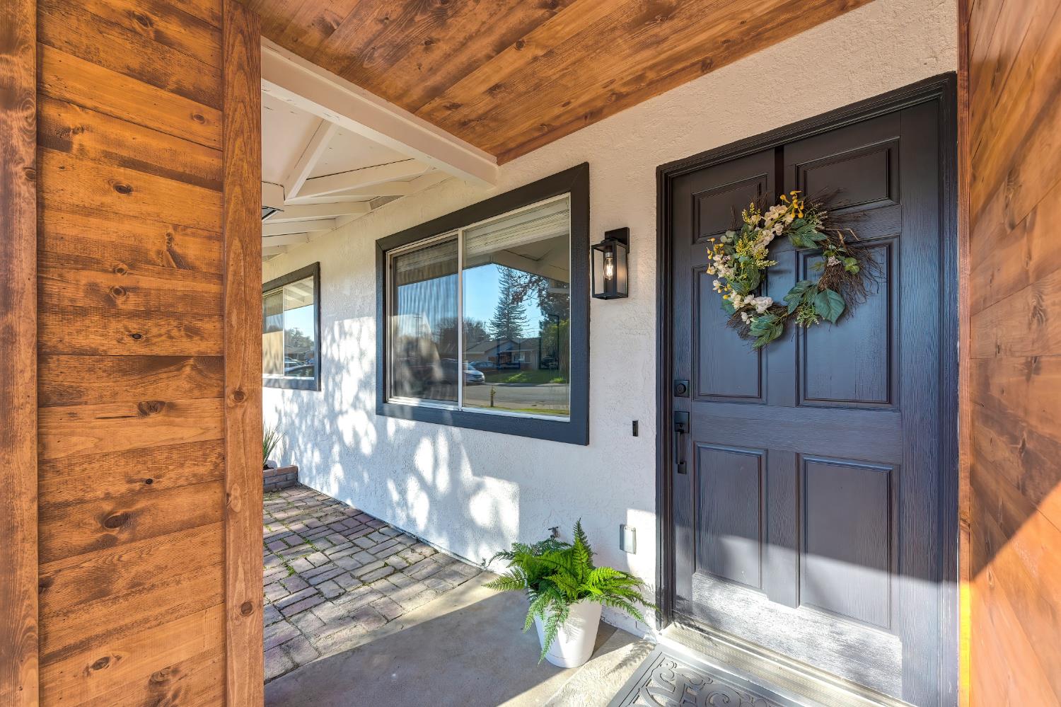 5120 Rabeneck Way Fair Oaks, CA 95628 - Photo 3 of 45