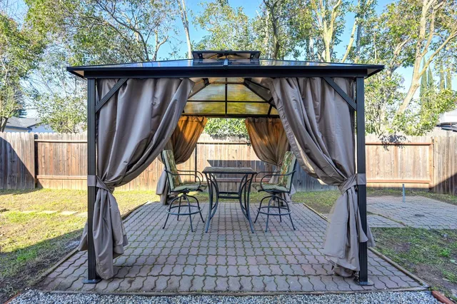 $615,000 | 5120 Rabeneck Way, Fair Oaks, CA 95628