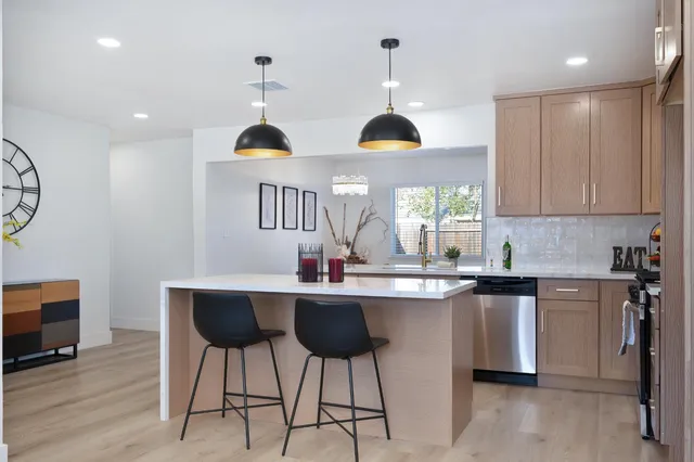 $615,000 | 5120 Rabeneck Way, Fair Oaks, CA 95628