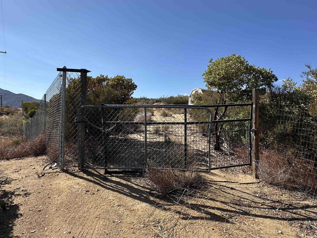 0 Saddleback Road Anza, CA 92539 - Photo 2 of 18