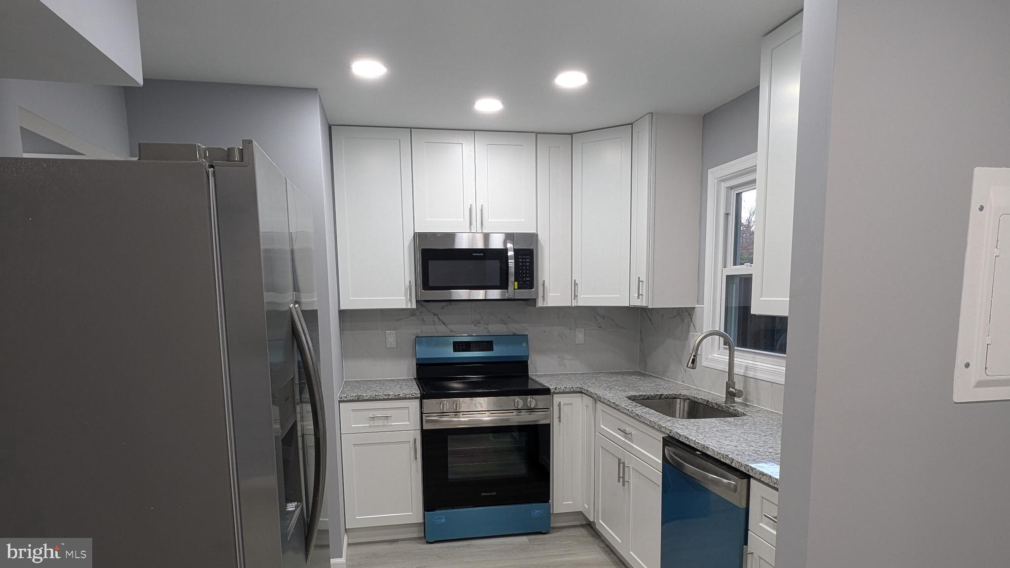 8409 Dampier Court Springfield, VA 22153 - Photo 21 of 38 Gallery Image 21