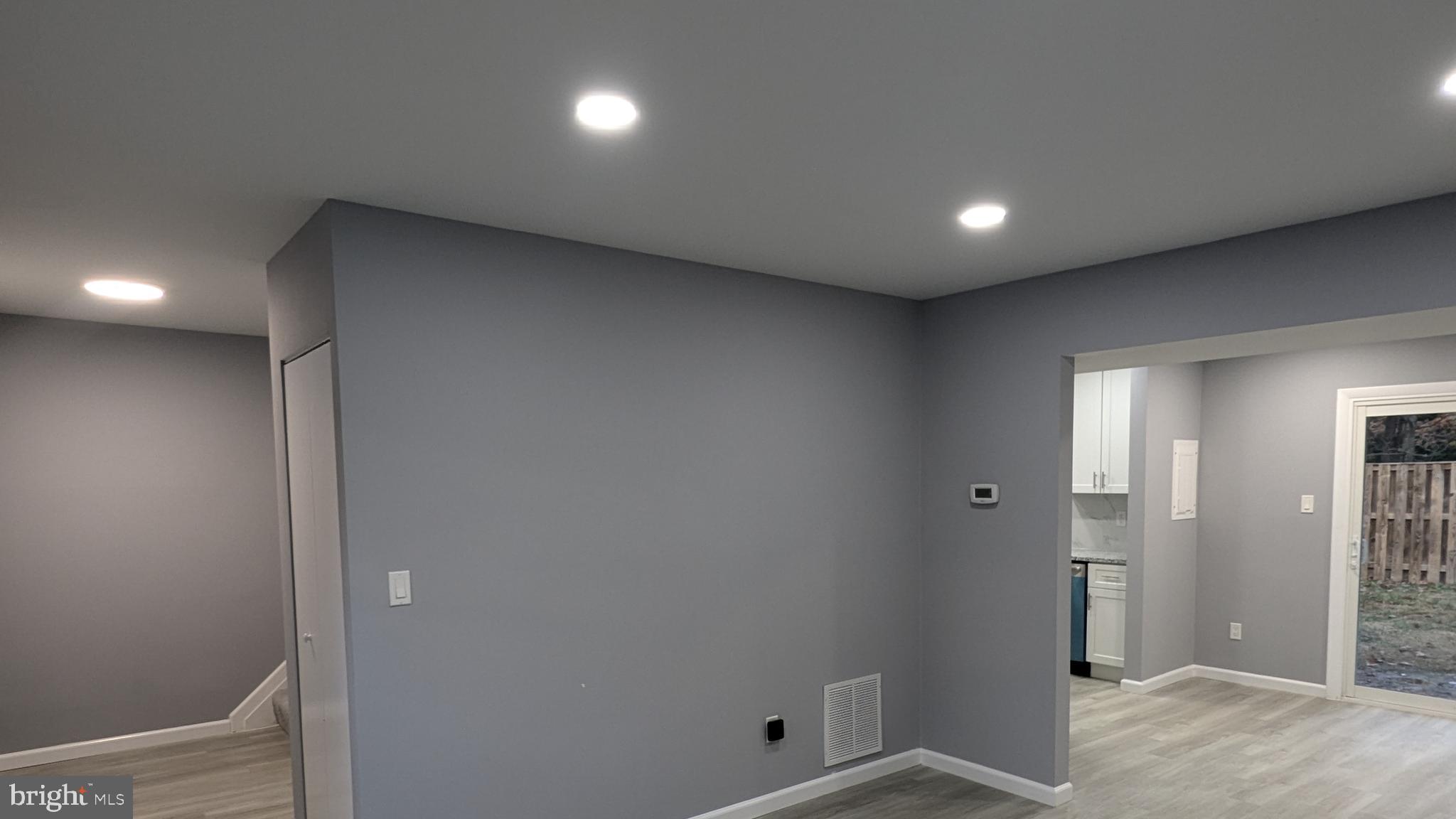 8409 Dampier Court Springfield, VA 22153 - Photo 6 of 38 Gallery Image 6