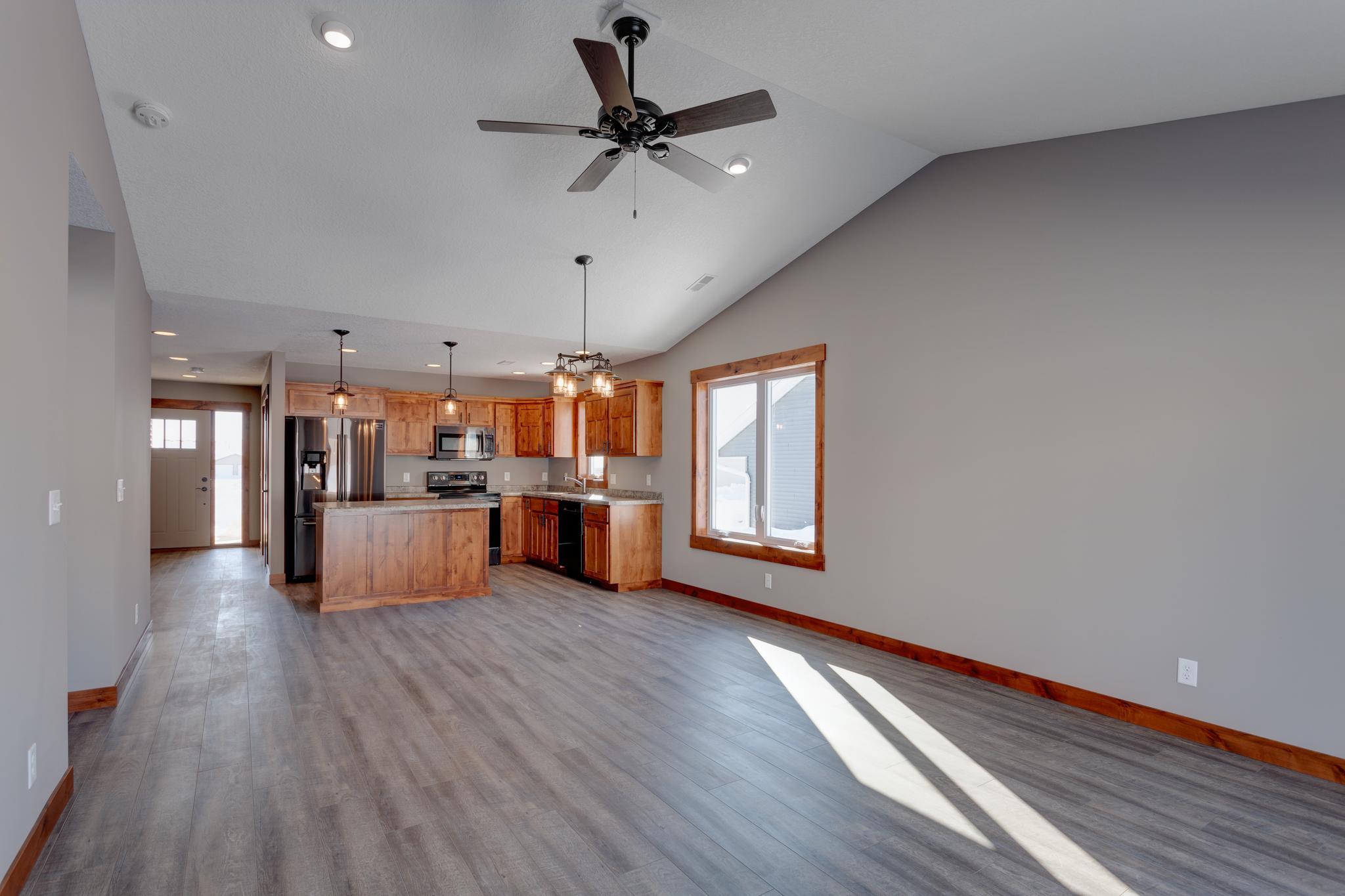 239 Cedar Street Baldwin, WI 54002 - Photo 7 of 31 Gallery Image 7
