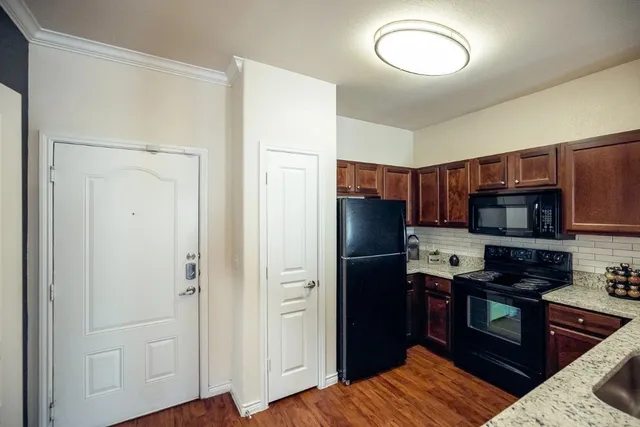 $1,080 | 9900 McNeil Drive, Unit 1212305, Austin, TX 78750