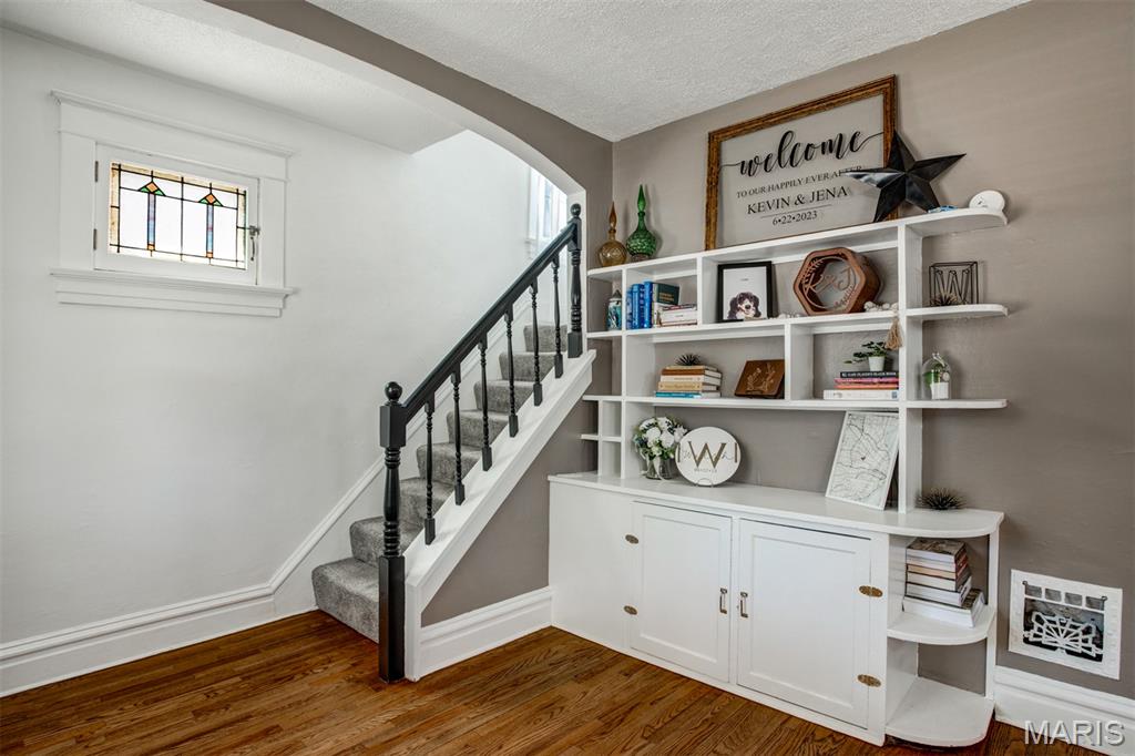 6605 Morgan Ford Road St. Louis, MO 63116 - Photo 8 of 44 Gallery Image 8