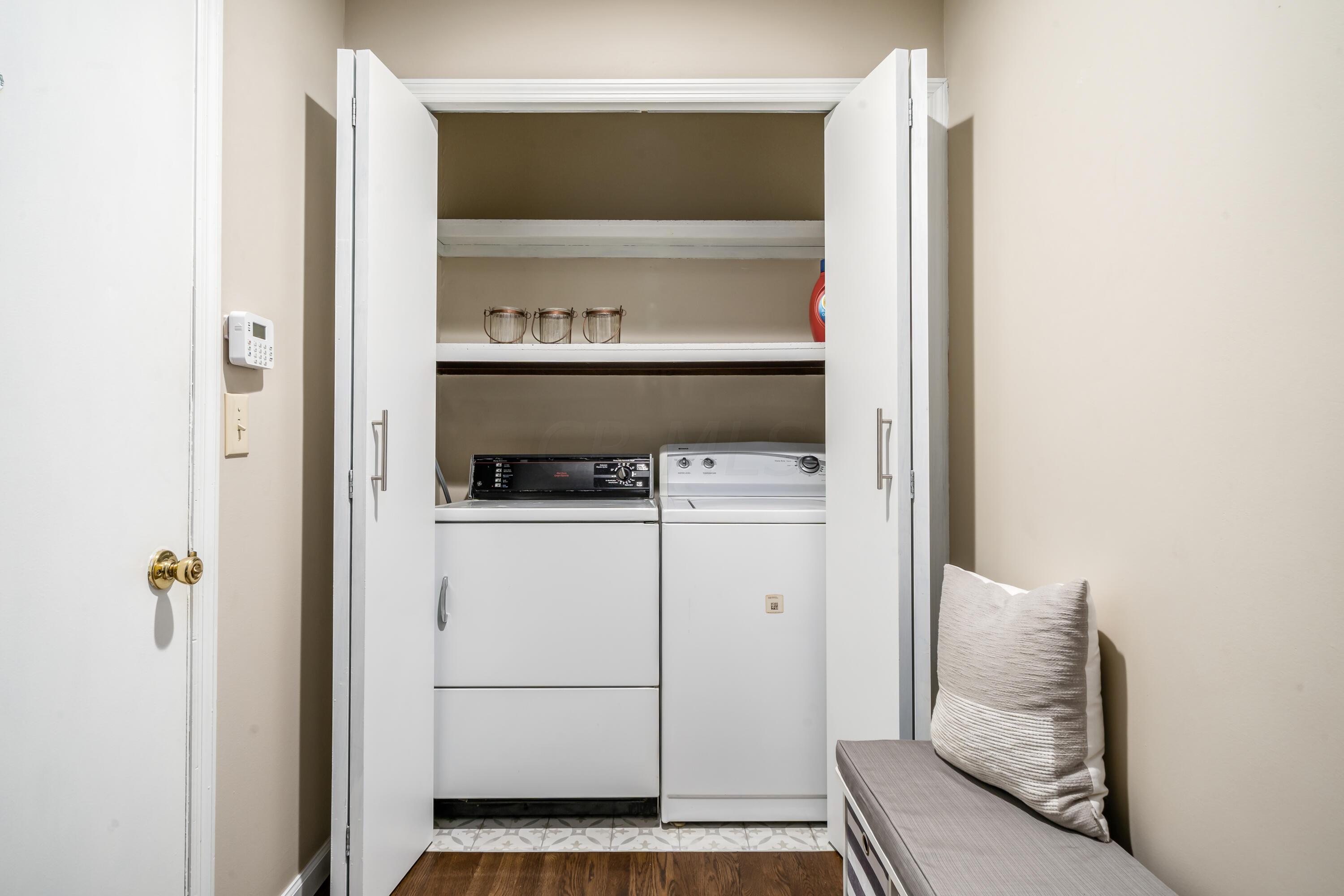 2101 Coach Road North Columbus, OH 43220 - Photo 19 of 31 Laundry