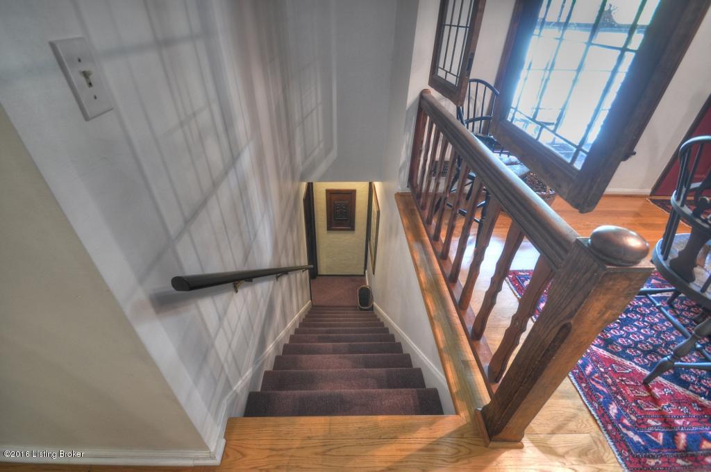 2709 Timber Hill Road Louisville, KY 40214 - Photo 37 of 52 DSC_0127_8_9 (1024x680)