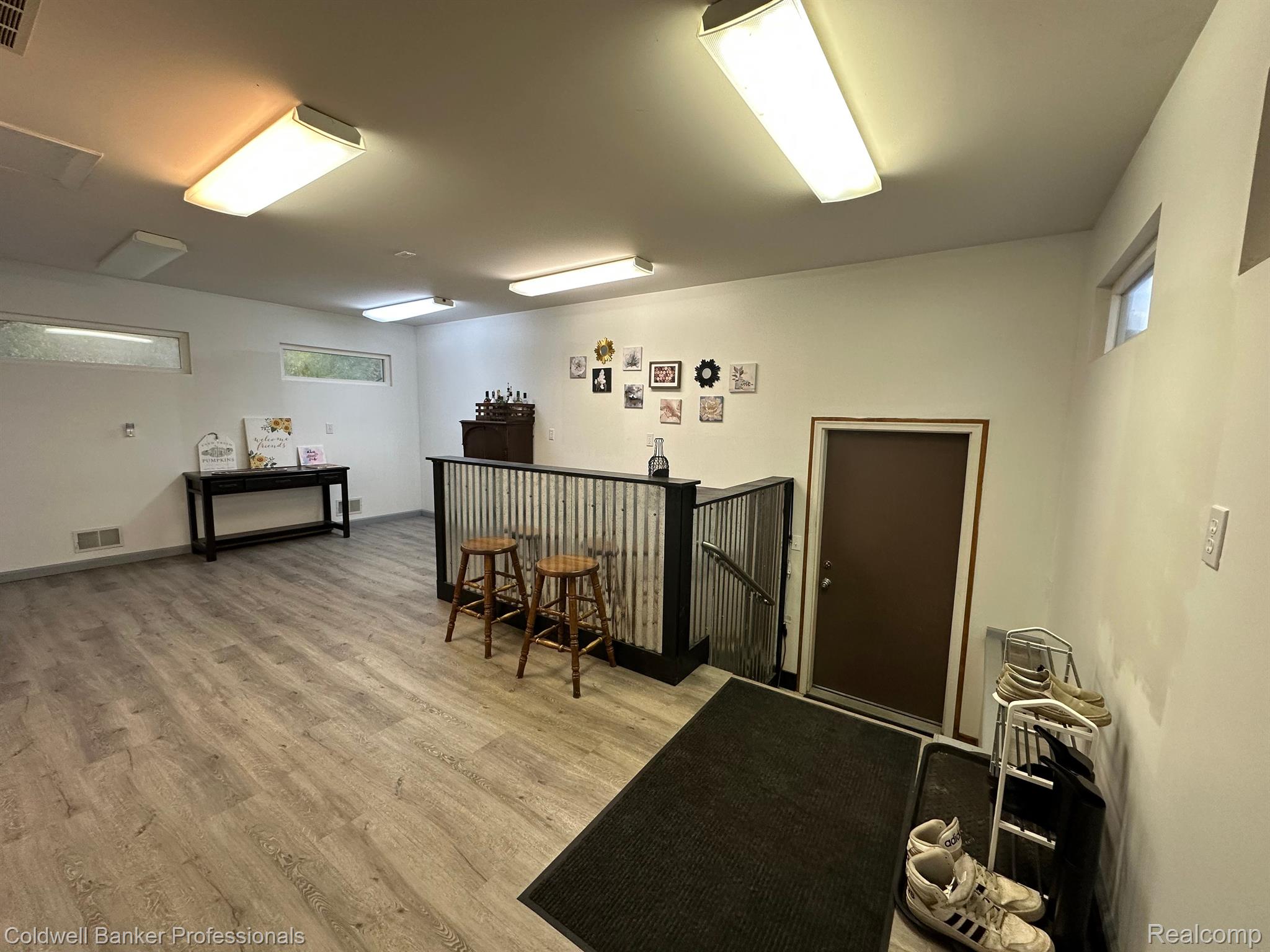 1722 Farnsworth Road Lapeer, MI 48446 - Photo 15 of 23 Gallery Image 15