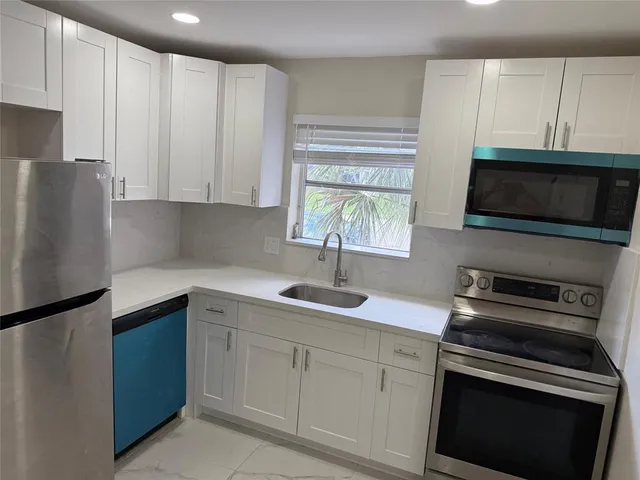 $1,595 | 841 Northwest 39th Street, Unit 1, Fort Lauderdale, FL 33309