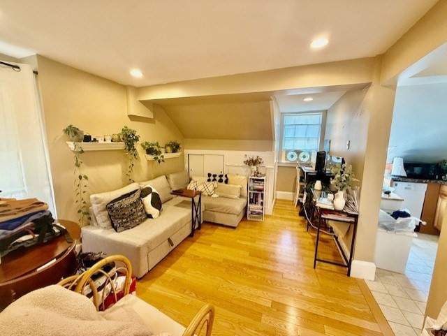 2 Derne Street, Unit 5 Boston, MA 02114 - Photo 2 of 14
