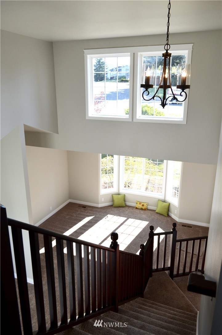 2033 Field Avenue Northeast Renton, WA 98059 - Photo 7 of 25