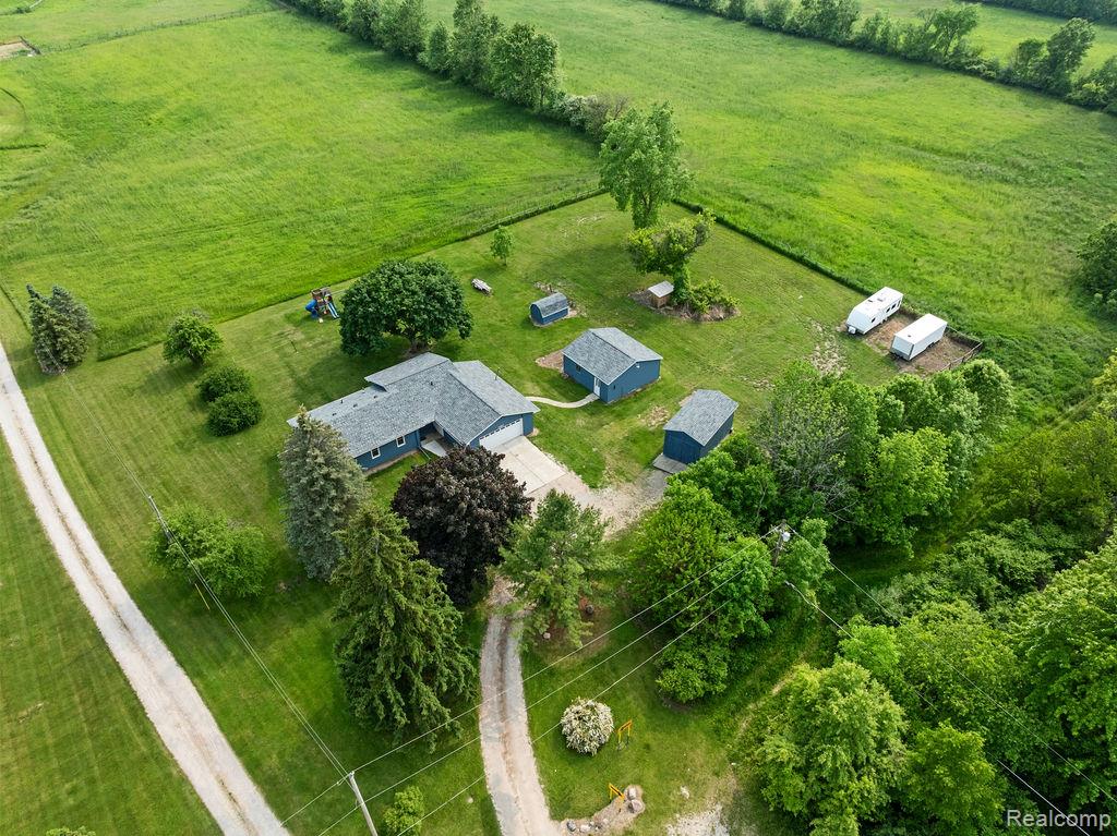 7287 West Ray Road Gaines, MI 48436 - Photo 40 of 43