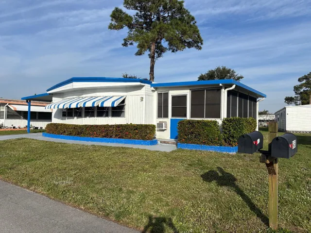 $59,900 | 6440 Cypress Lane, Lantana, FL 33462