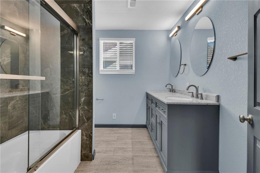 419 West Maple Avenue Independence, MO 64050 - Photo 16 of 27