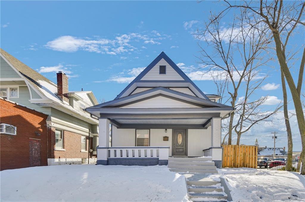 419 West Maple Avenue Independence, MO 64050 - Photo 2 of 27