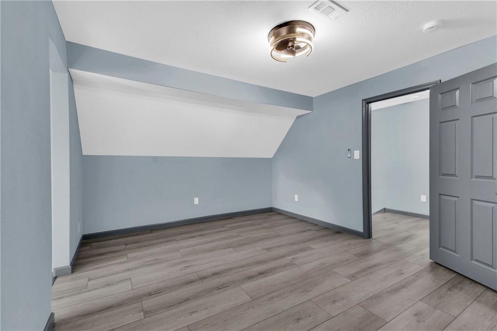 419 West Maple Avenue Independence, MO 64050 - Photo 23 of 27