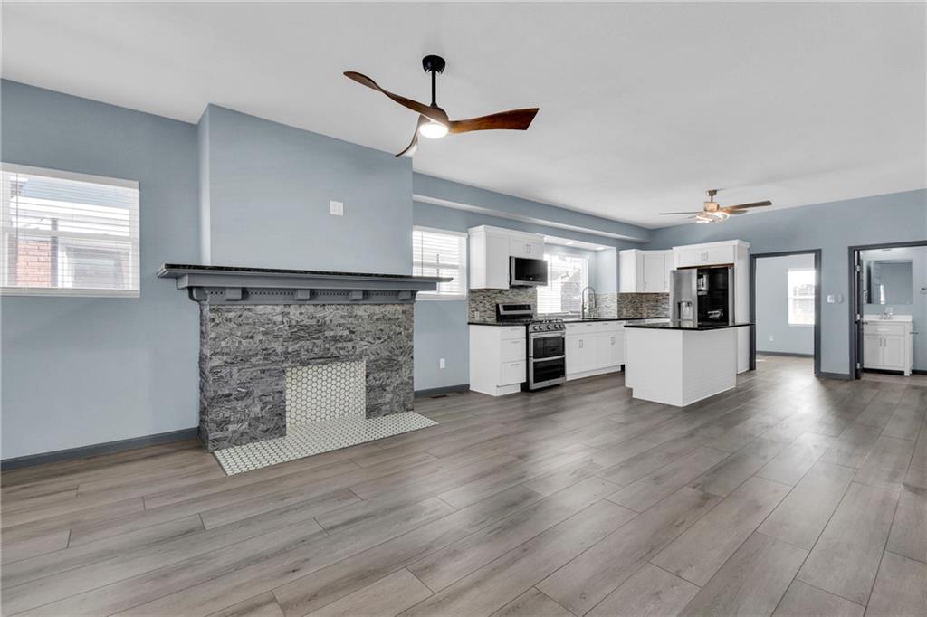 419 West Maple Avenue Independence, MO 64050 - Photo 6 of 27