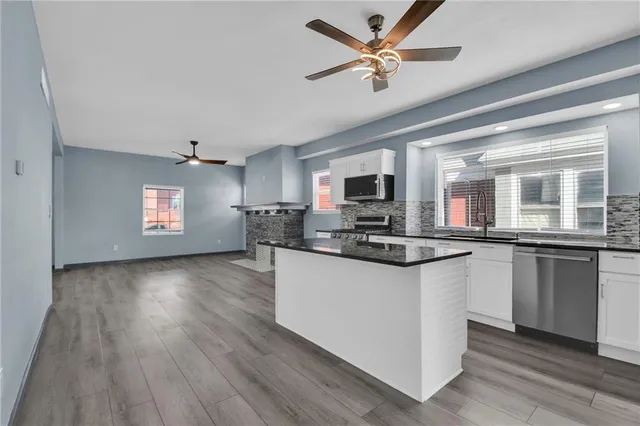 $375,000 | 419 West Maple Avenue, Independence, MO 64050