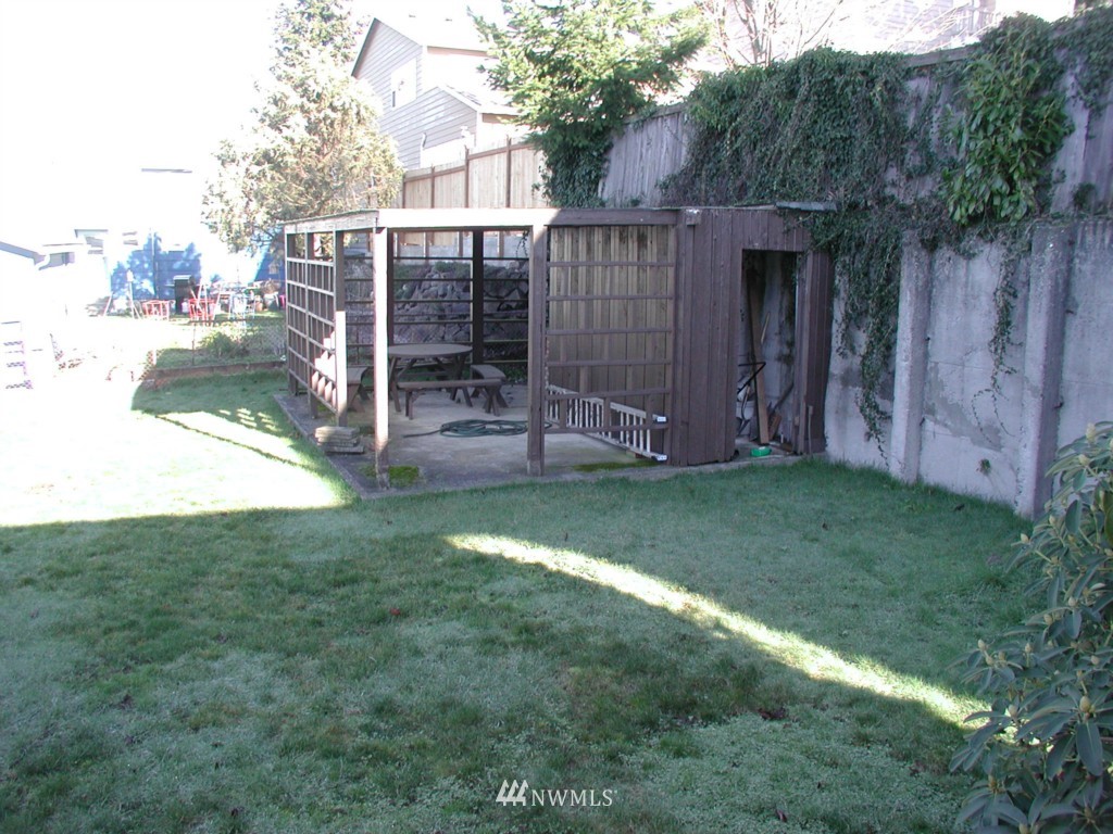4122 Southwest Rose Street Seattle, WA 98136 - Photo 12 of 15 Gallery Image 12