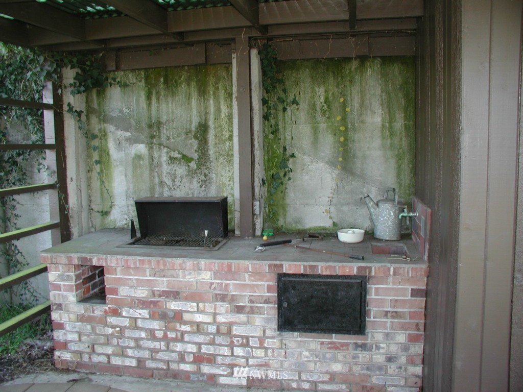 4122 Southwest Rose Street Seattle, WA 98136 - Photo 13 of 15 Gallery Image 13