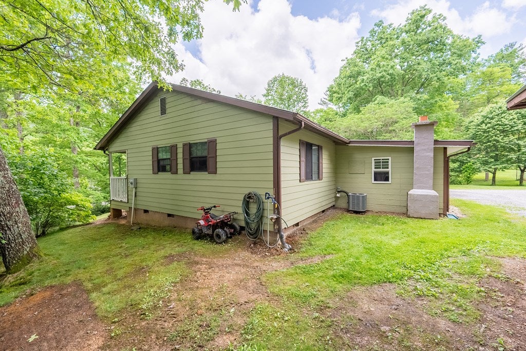 11737 Grapefield Road Bastian, VA 24314 - Photo 45 of 63 Gallery Image 45