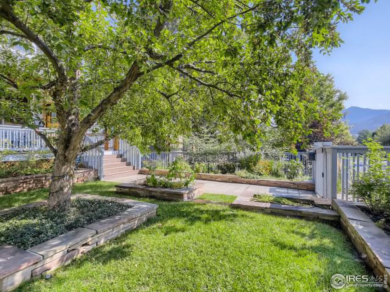 3024 8th Street Boulder, CO 80304 - Photo 35 of 37 front yard