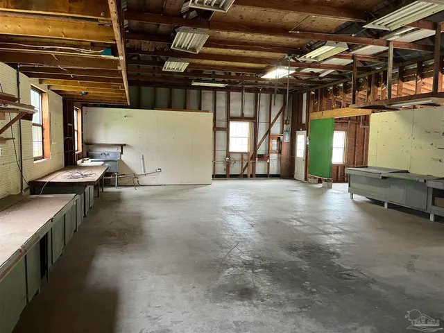 $499,250 | 3135 Hwy 196 Molino, Cantonment, FL 32533