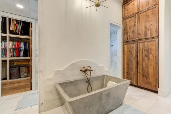 $1,799,000 | 8216 East County Road 6100, Idalou, TX 79329