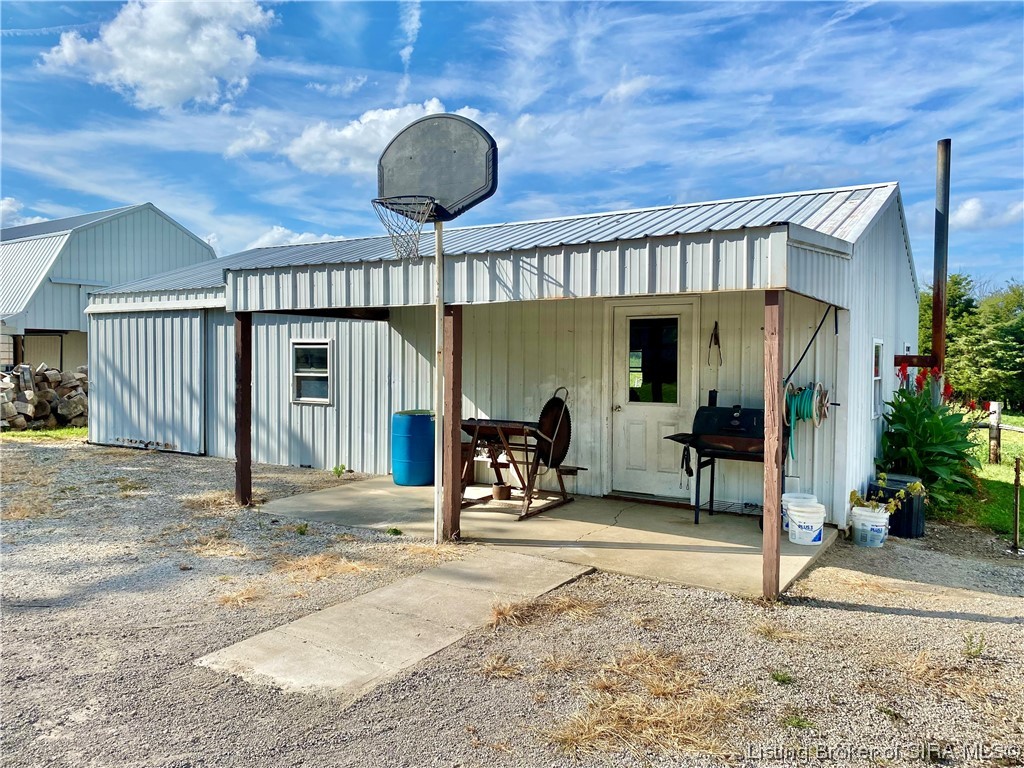 2194 North Naugle Road Salem, IN 47167 - Photo 5 of 39
