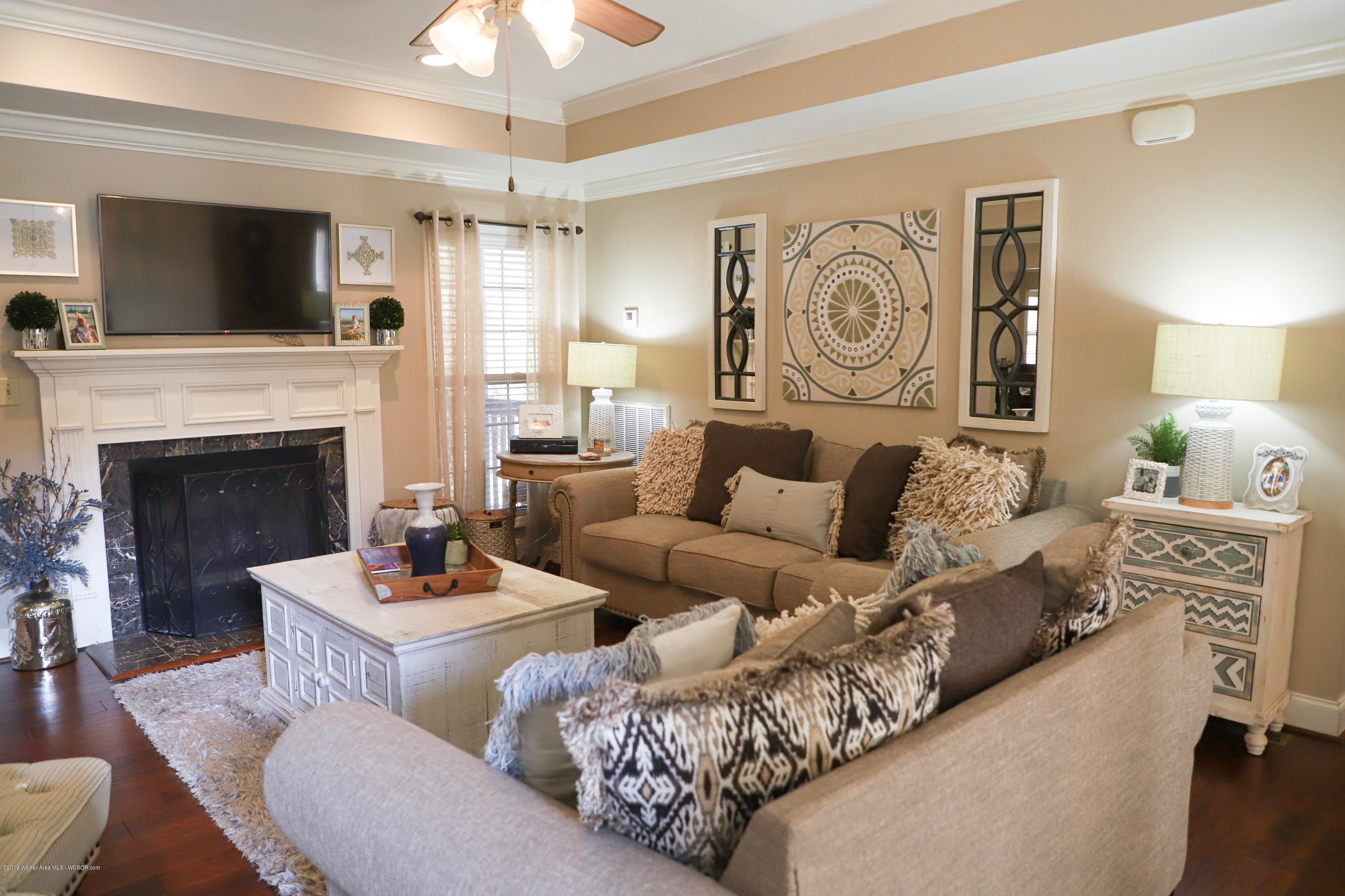 260 Hayfield Loop Dora, AL 35062 - Photo 4 of 38 Gallery Image 4