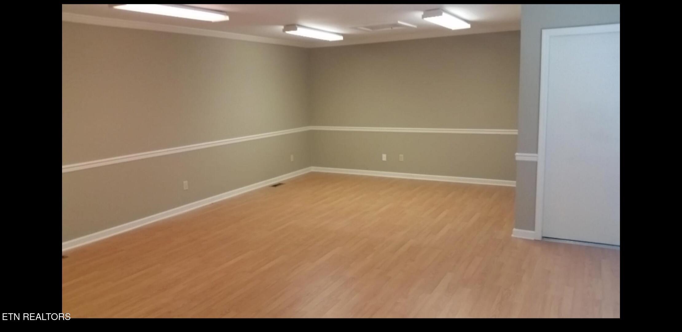 240 West Tennessee Avenue Oak Ridge, TN 37830 - Photo 3 of 10 Office 1