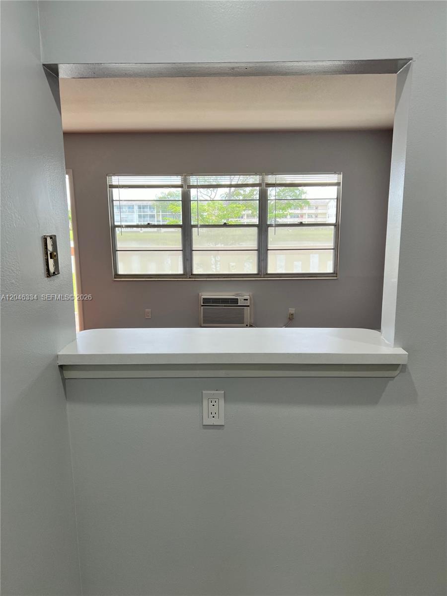 359 Mansfield Drive, Unit I Boca Raton, FL 33434 - Photo 2 of 11