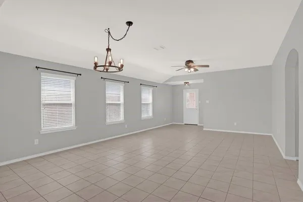 $1,995 | 904 Opal Path, Princeton, TX 75407