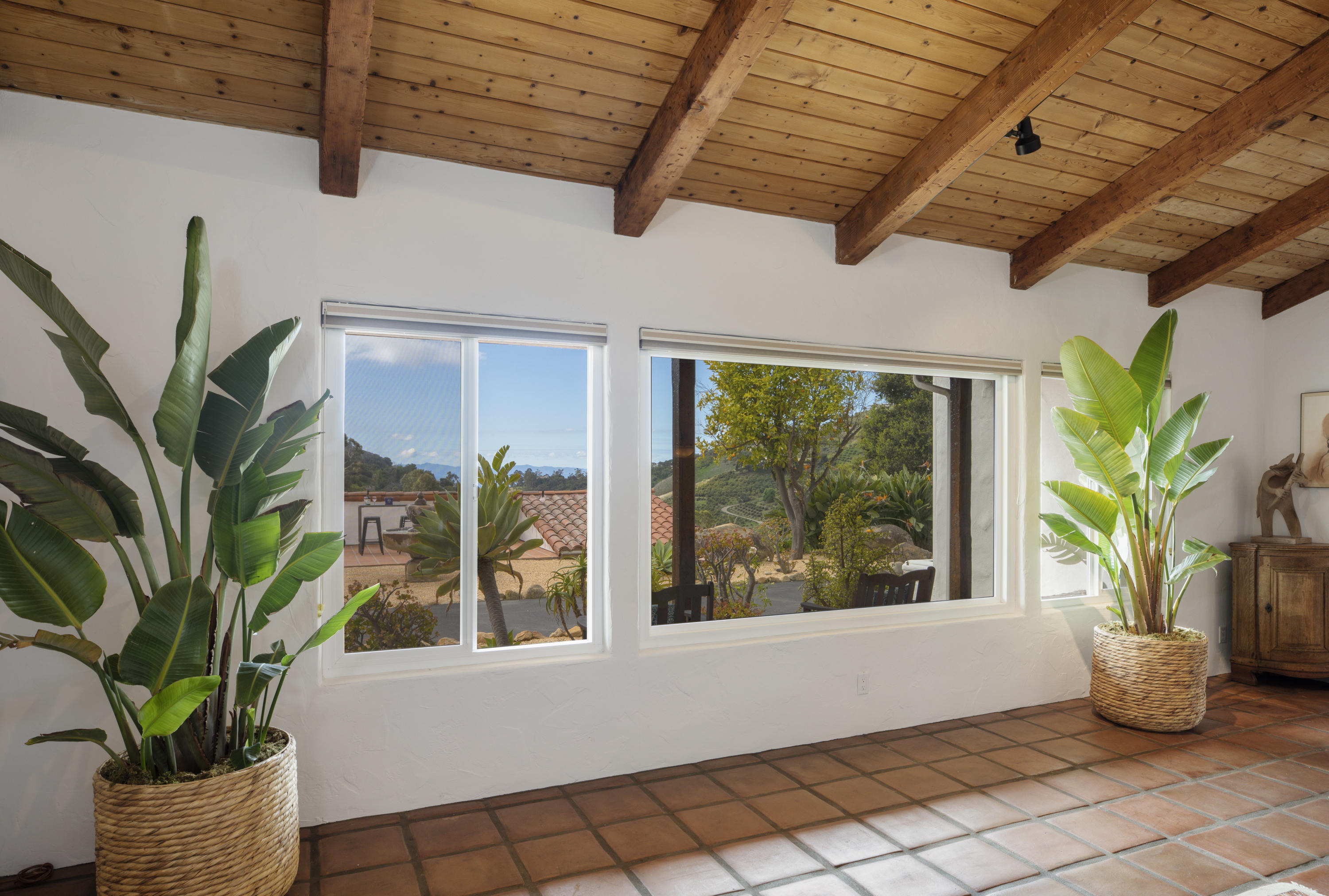 665 Coyote Road Santa Barbara, CA 93108 - Photo 8 of 27 Ocean views from living room