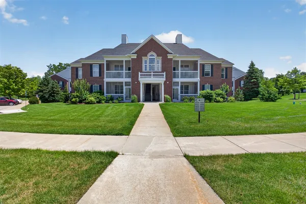 $199,900 | 1928 Coventry Circle, Jackson, MI 49201