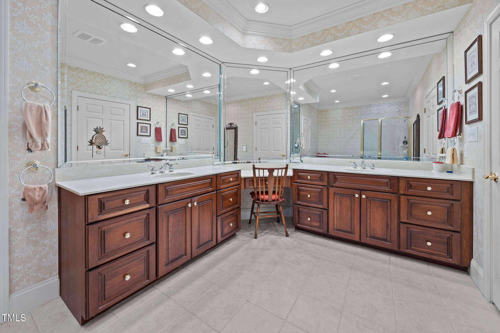 8825 Leeshire Lane Raleigh, NC 27615 - Photo 20 of 36 38-web-or-mls-IMG_4738
