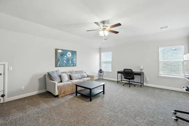 $419,900 | 505 Bighorn Pass, Denton, TX 76210