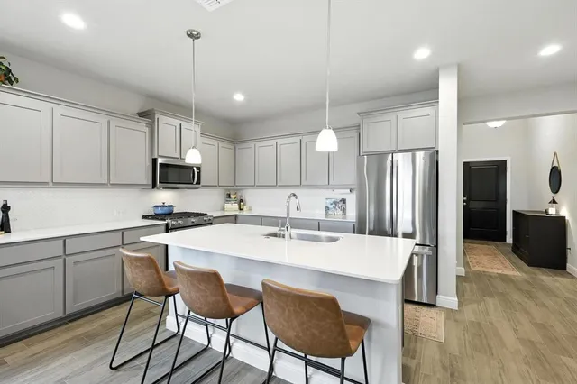 $419,900 | 505 Bighorn Pass, Denton, TX 76210