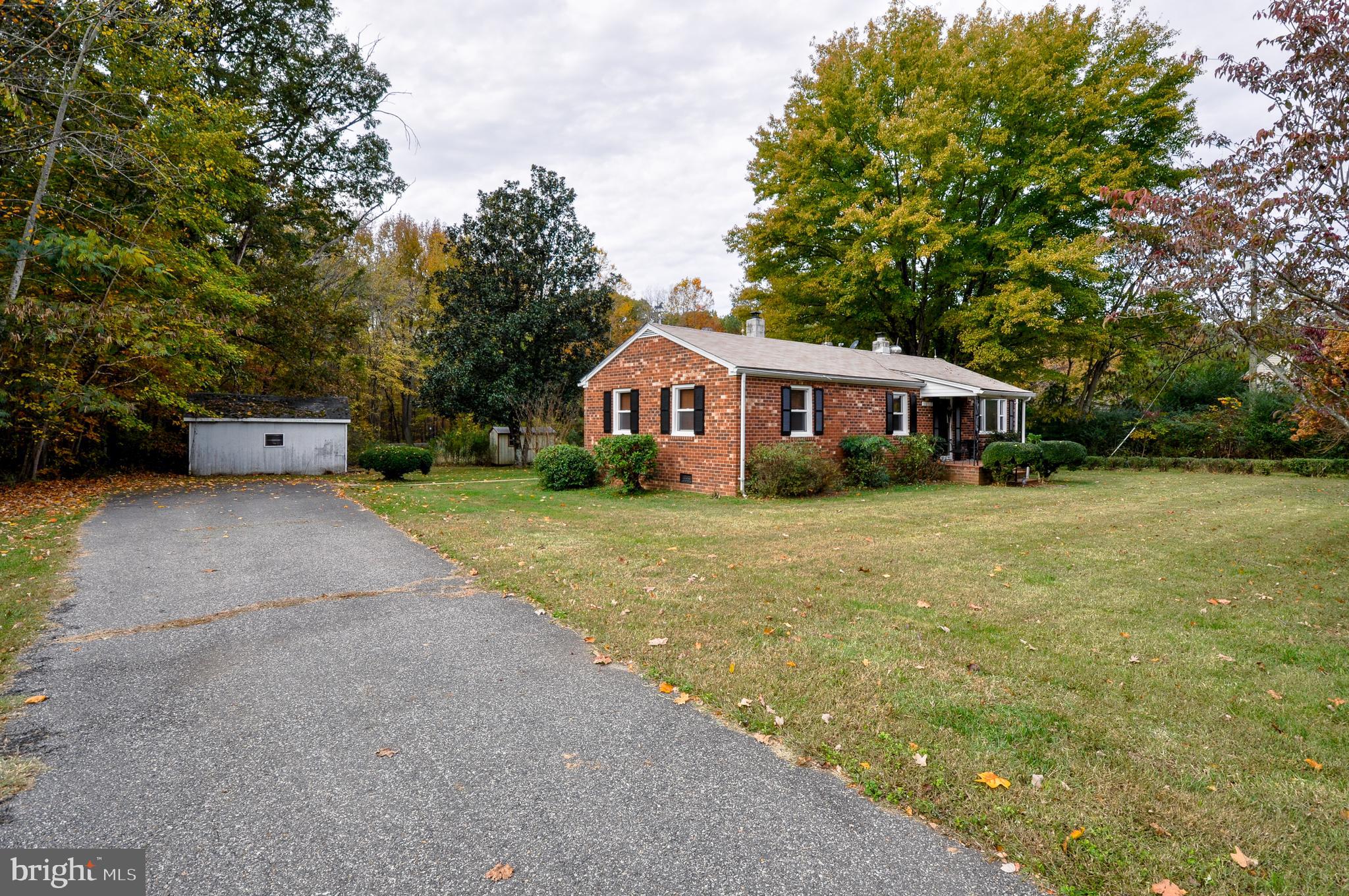 10712 Cooktown Road Spotsylvania, VA 22553 - Photo 2 of 18 Gallery Image 2