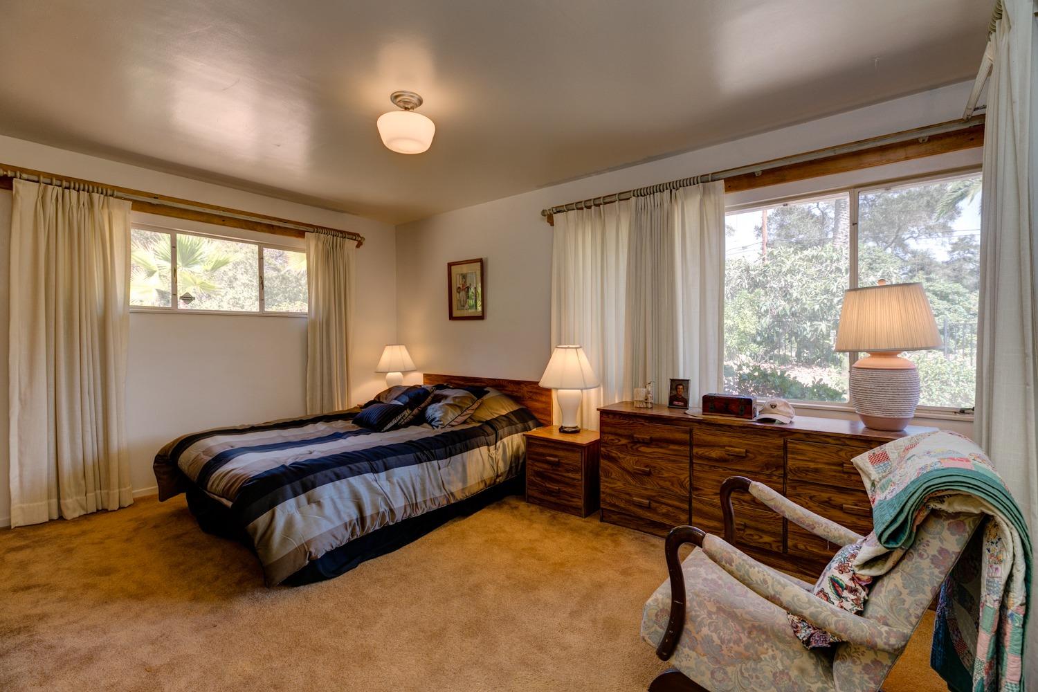 516 Palomar Road Ojai, CA 93023 - Photo 20 of 45 a bedroom with bed and a window