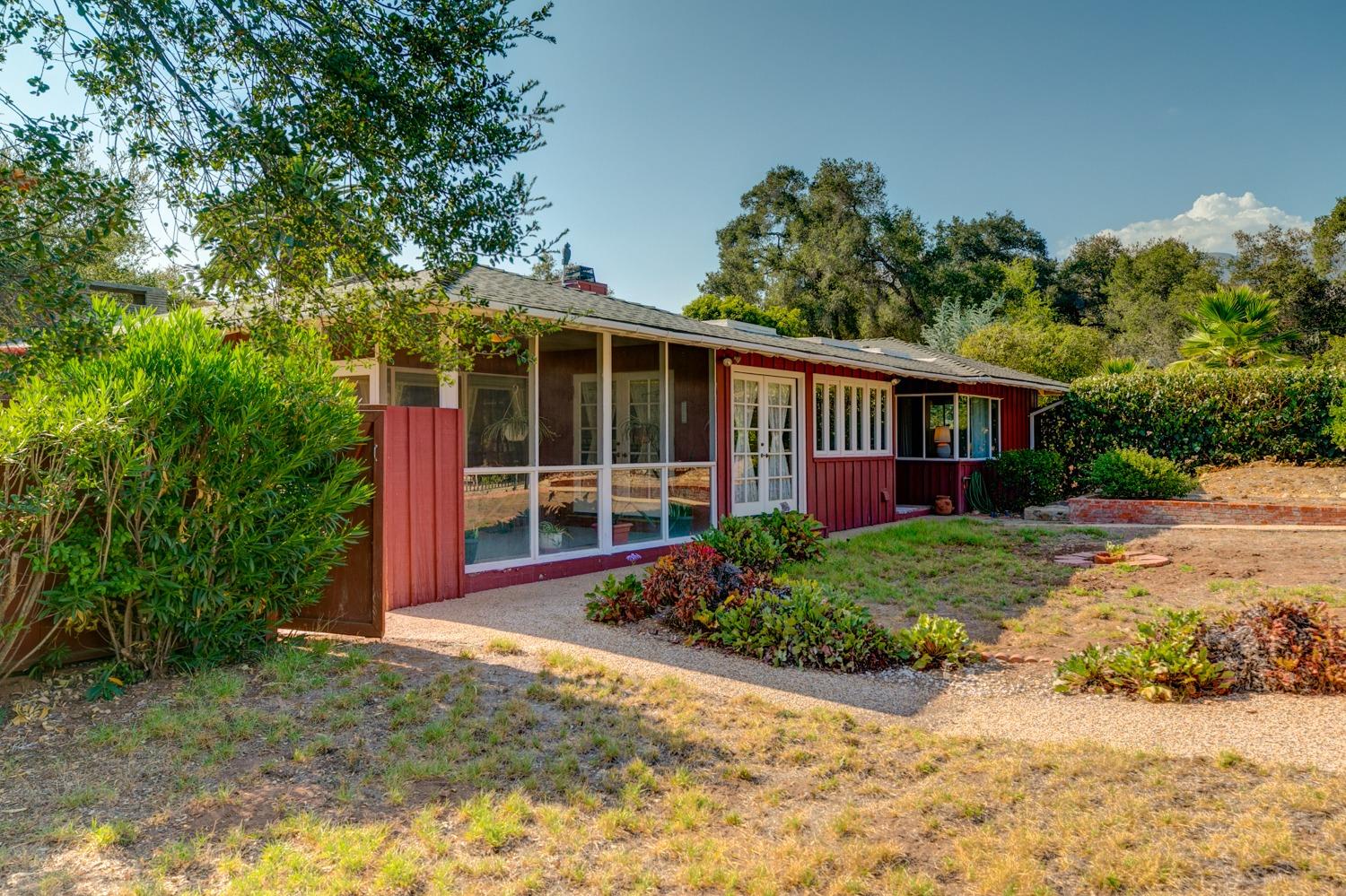 516 Palomar Road Ojai, CA 93023 - Photo 25 of 45 a view of a house with backyard and garden