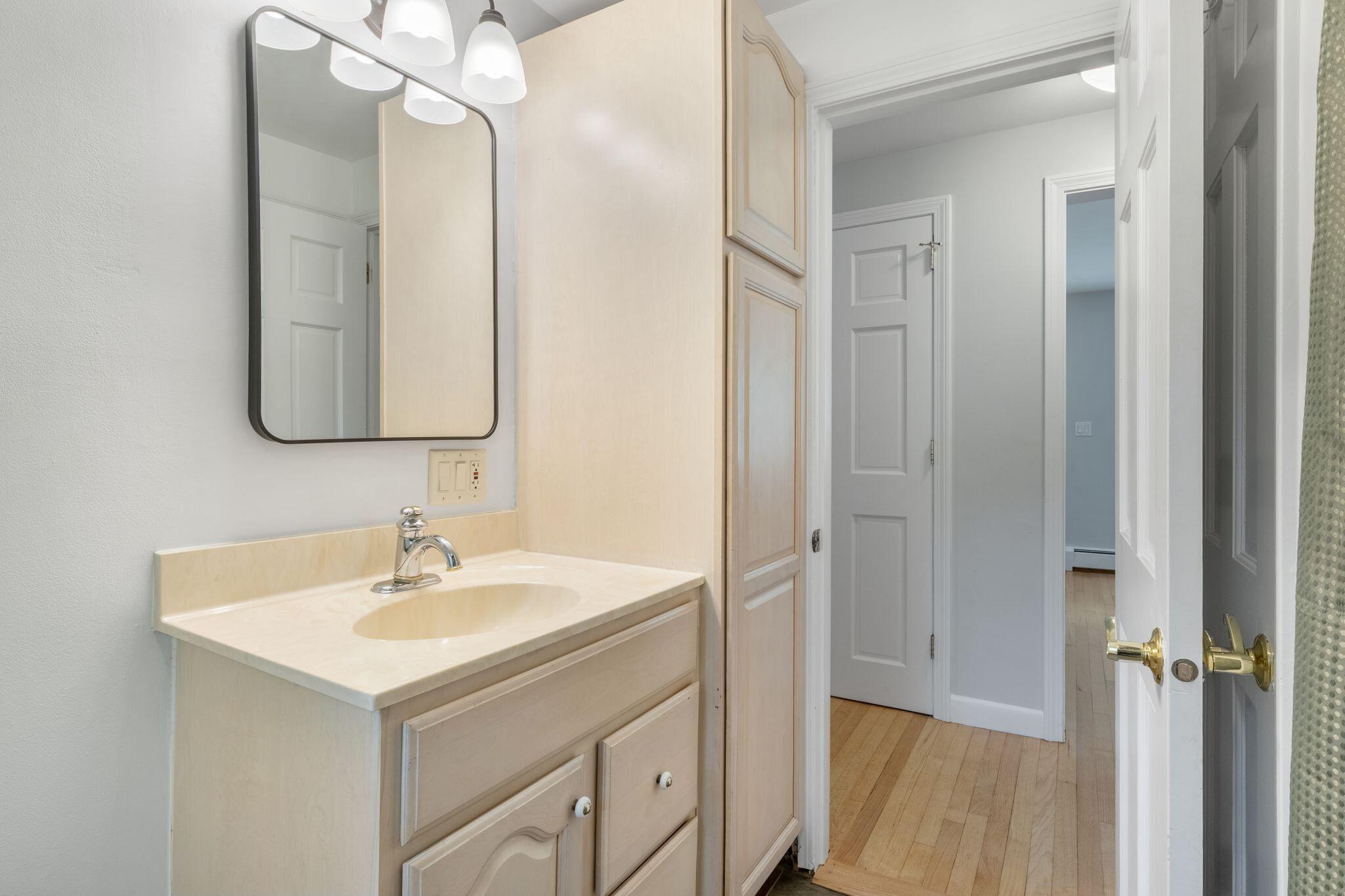 32 Kings Court Wells, ME 04090 - Photo 18 of 40 32_Kings_Ct_043