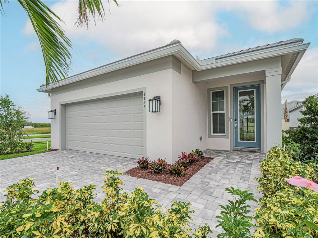 4487 Nautilus Circle Vero Beach, FL 32967 - Photo 4 of 31