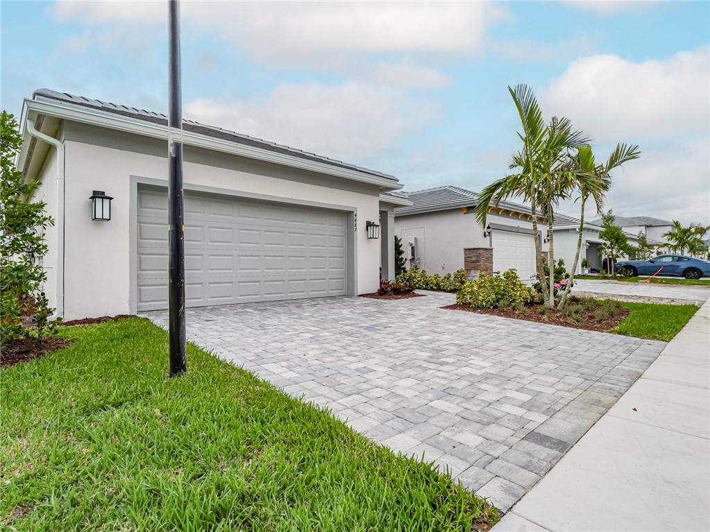 4487 Nautilus Circle Vero Beach, FL 32967 - Photo 6 of 31