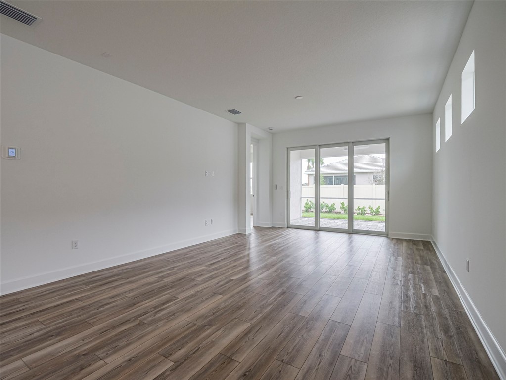 4487 Nautilus Circle Vero Beach, FL 32967 - Photo 7 of 31