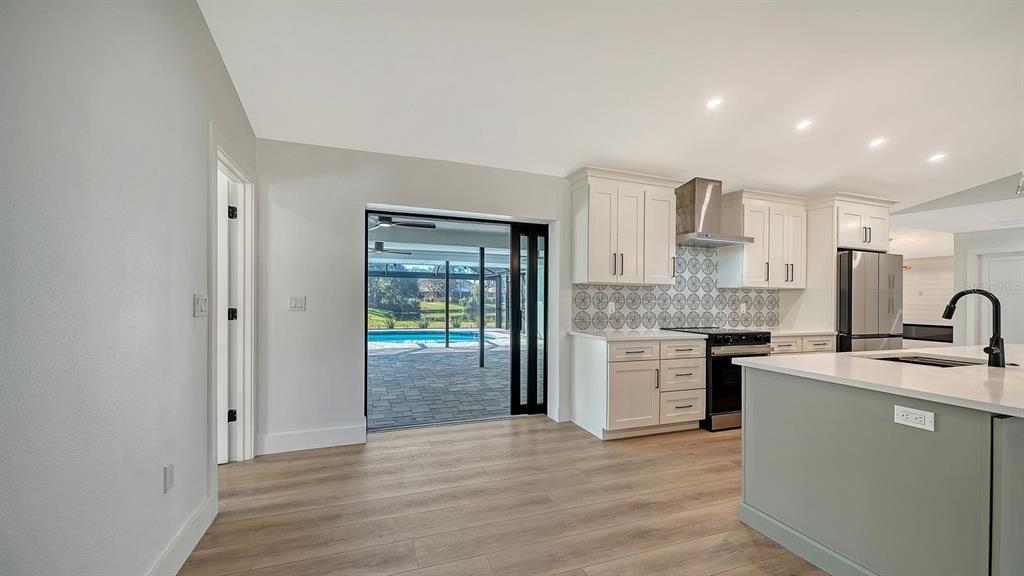 5468 Wilkinson Road Sarasota, FL 34233 - Photo 12 of 69